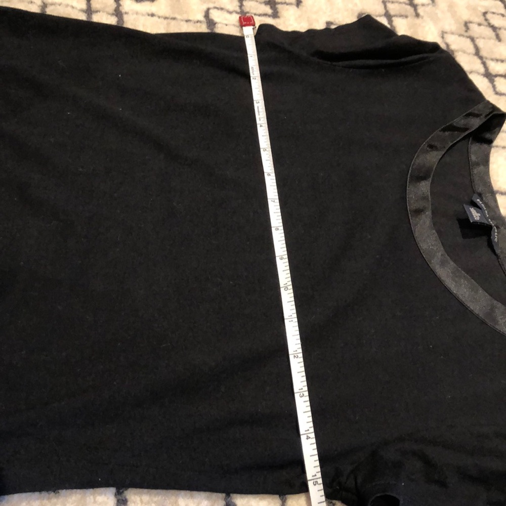 BANANA REPUBLIC Black T-Shirt - Picture 6 of 6